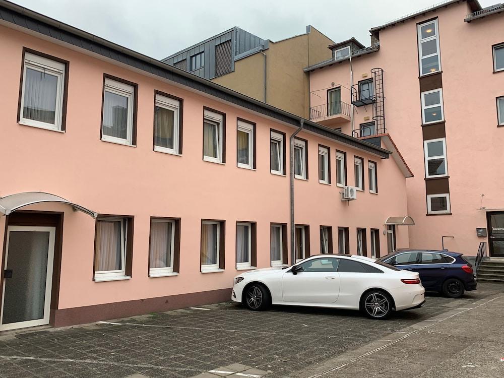 Hotel Am Kurfuerstenplatz - Messe Frankfurt nad Menem Zewnętrze zdjęcie